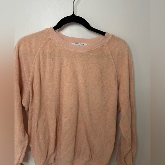 PERFECTWHITETEE SAYLOR TERRY SWEATSHIRT IN PEACHES & CREAM SIZE MEDIUM - Picture 3 of 7